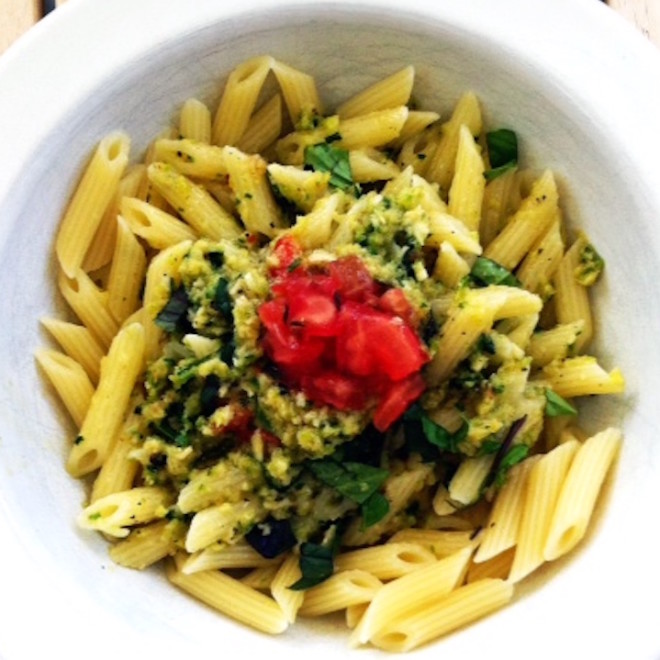 Pastamaniac: Pasta mit Zucchinipesto