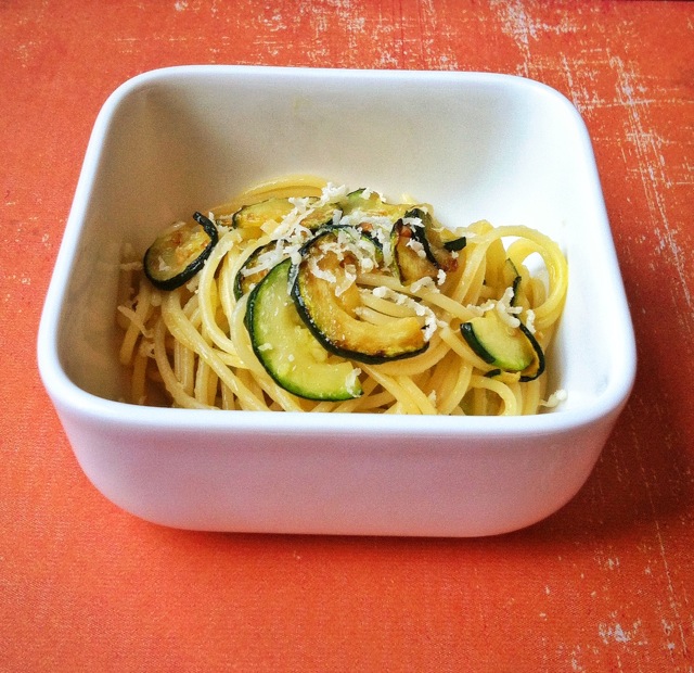 Pastamaniac - Spaghetti mit Zucchini für Zucchiniliebhaber