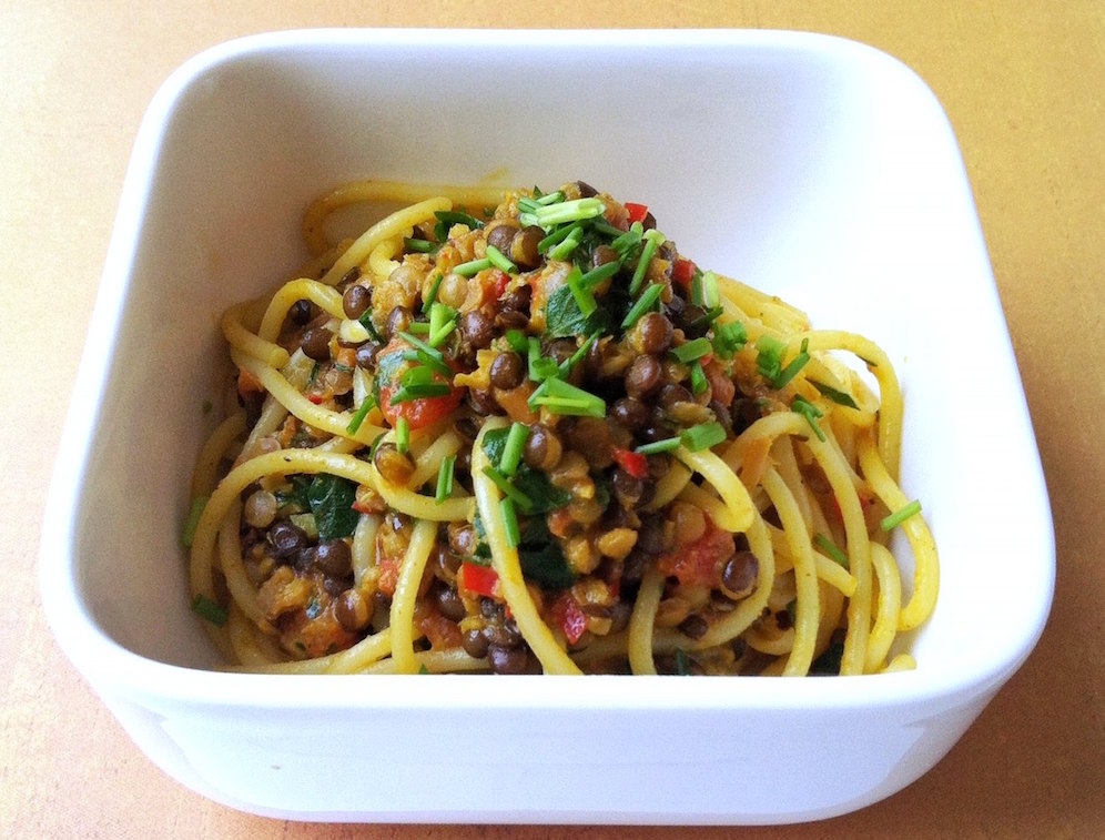 Pastamaniac: Spaghetti mit Belugalinsen in Kokosmilchsauce