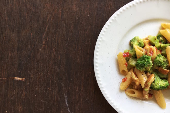 Pastamaniac: Penne mit Zitronenhähnchen, Brokkoli und Ricotta