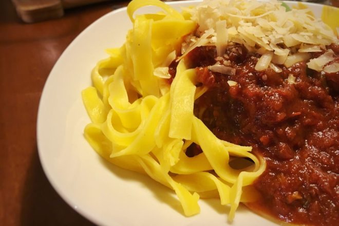 Nudeln mit Tomatensauce, Gastbeitrag von happyplate.de