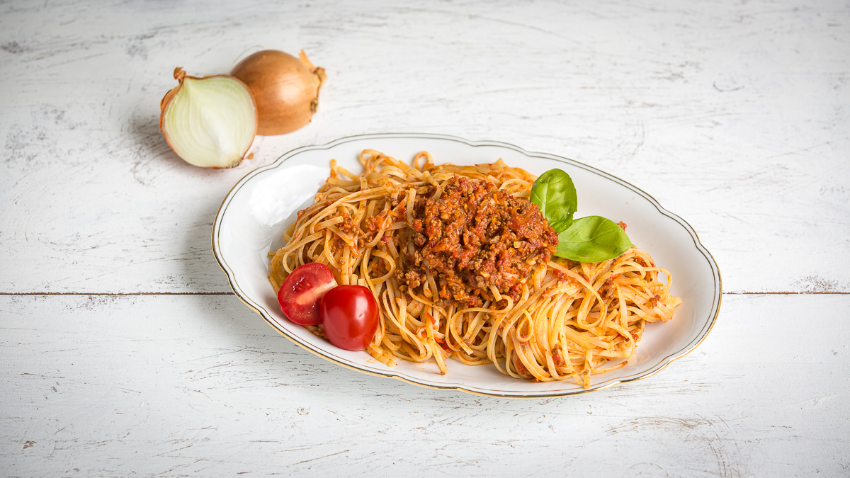 Spaghetti Bolognese, Nudeln mit Hackfleischsauce, Rezept Spaghetti Bolo ...