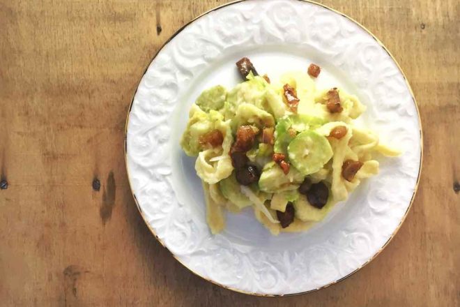Pasta mit Topinambur und karamellisierten Maronen. Vegetarisches Nudel-Rezept