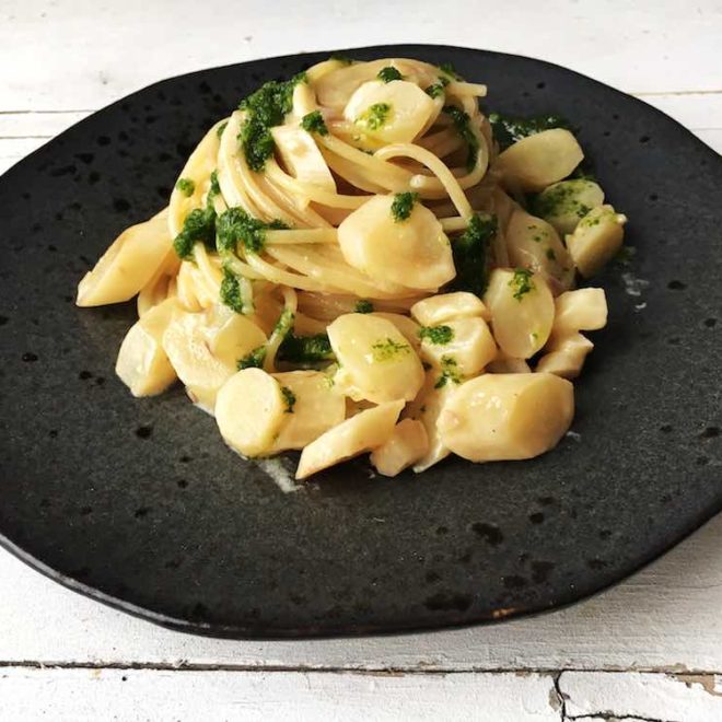 Spaghetti mit Schwarzwurzeln und Petersililenöl, vegetarisches Rezept