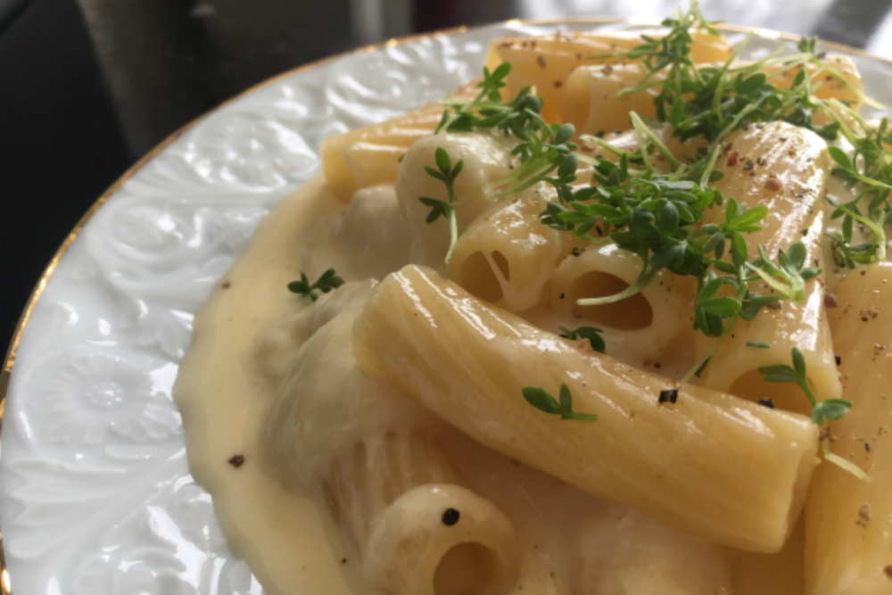 Pasta Quattro Formaggi - Nudeln mit 4-Käse-Sauce, vegetarisch